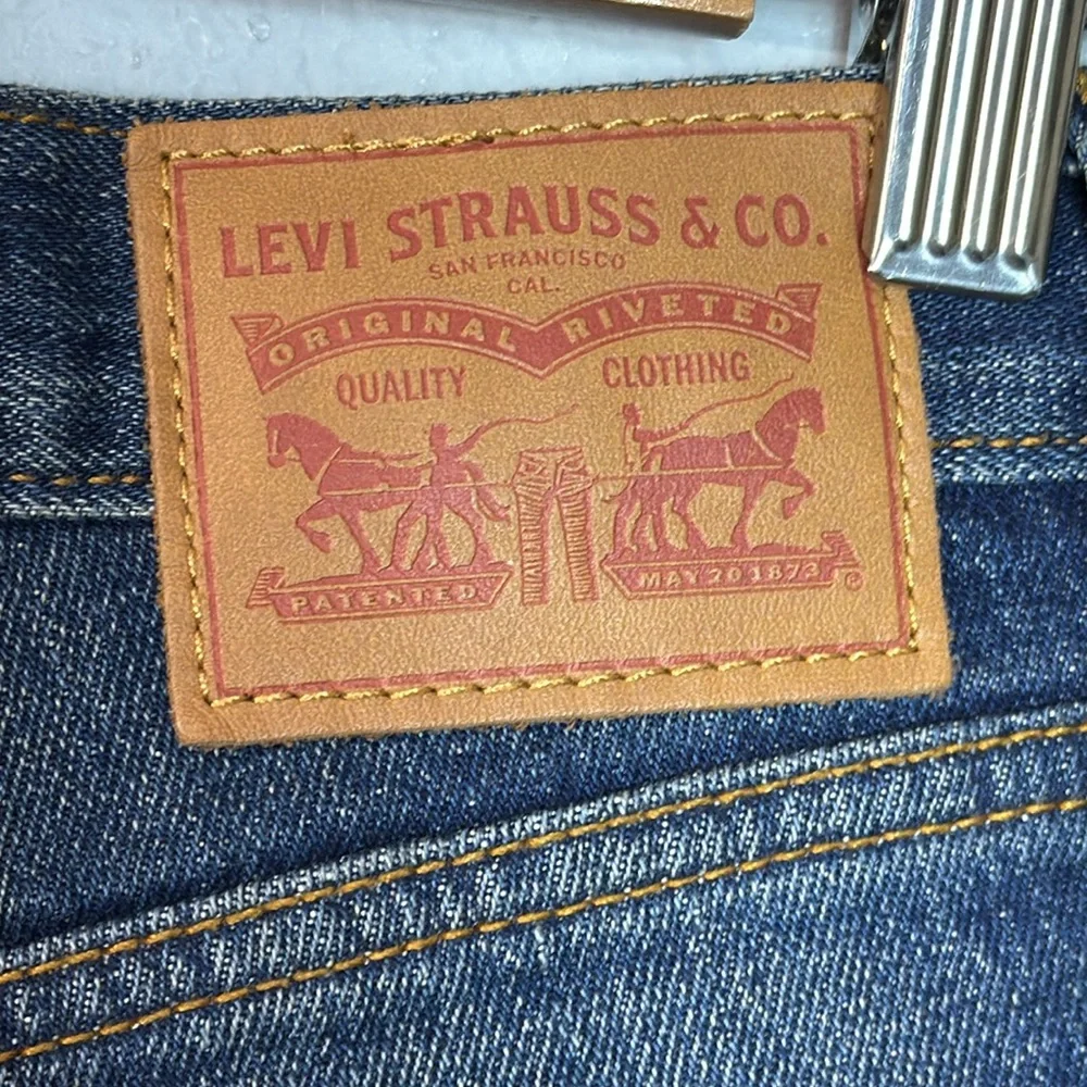 Levis nwt women
